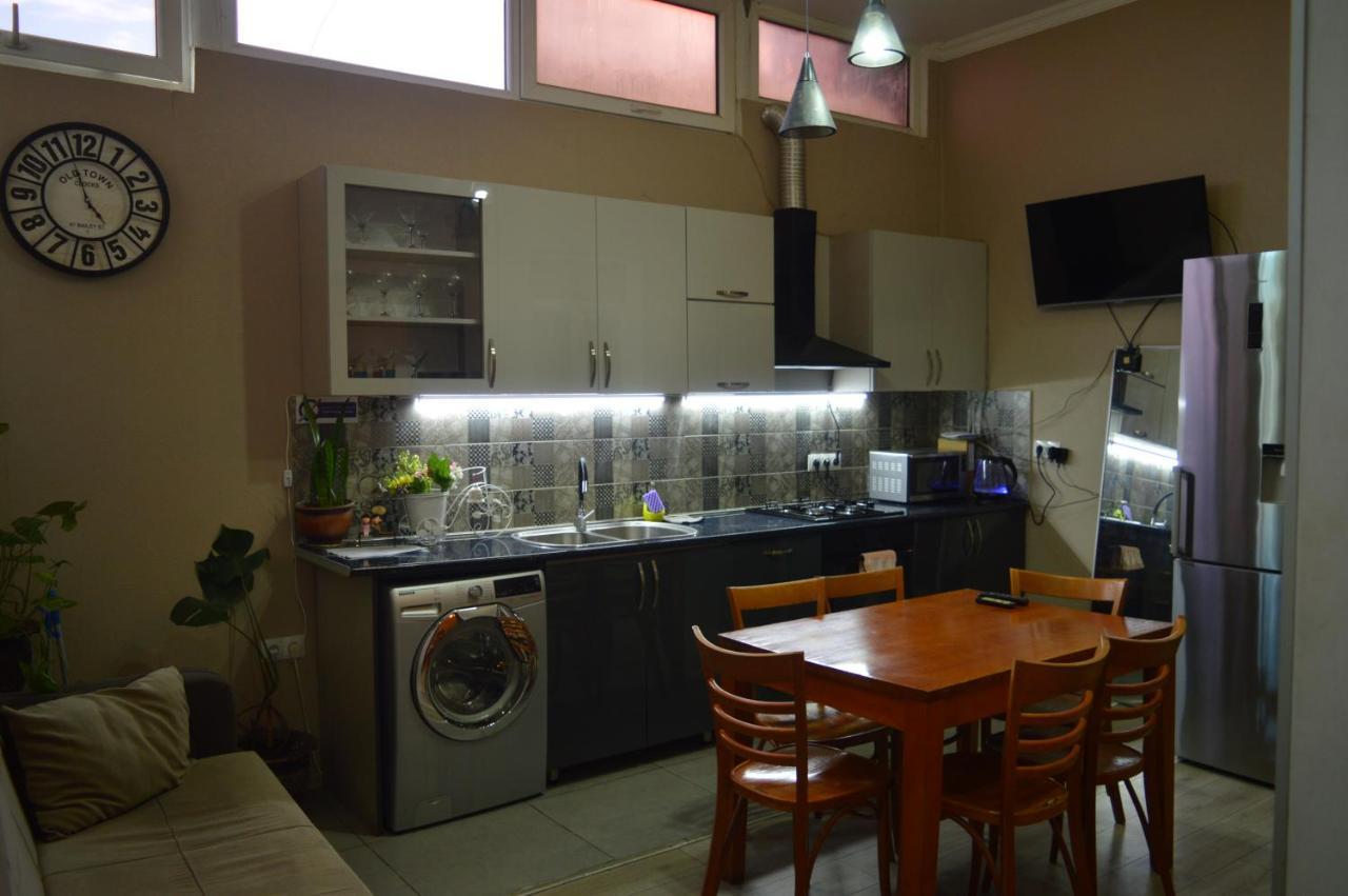 Terrace Mtatsminda Apartment Tbilisi ภายนอก รูปภาพ